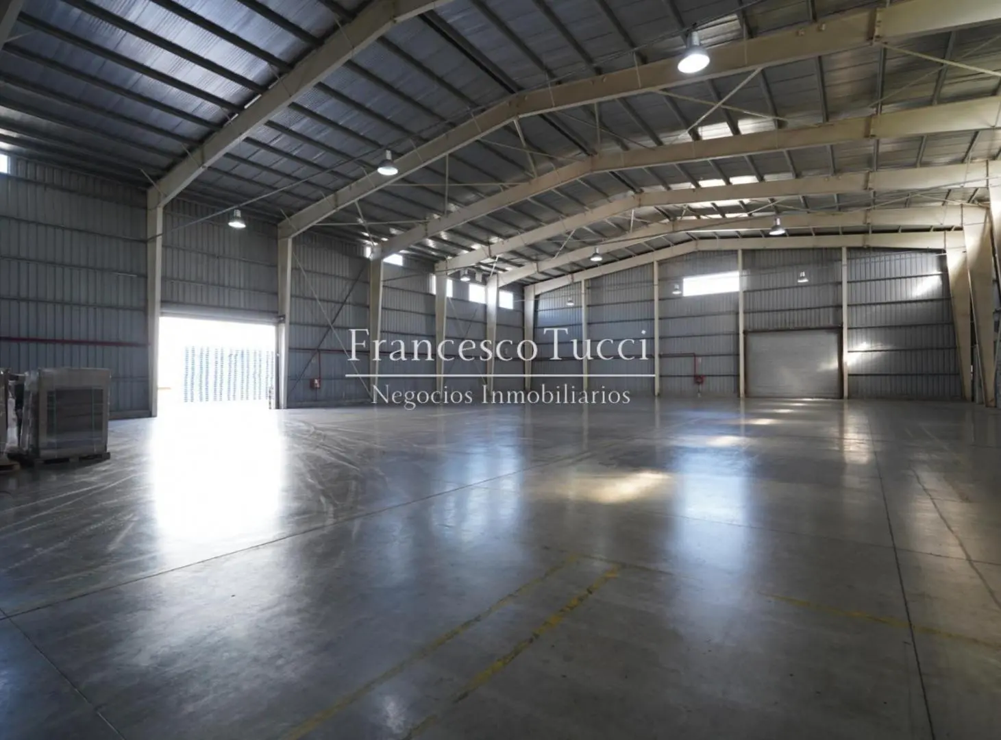 Galpón Nave Industrial en alquiler en Parque Del Oeste 4