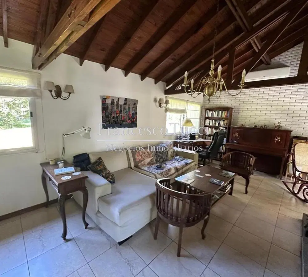 Casa en venta/ alquiler 5 ambientes en el Country La Tradición 3