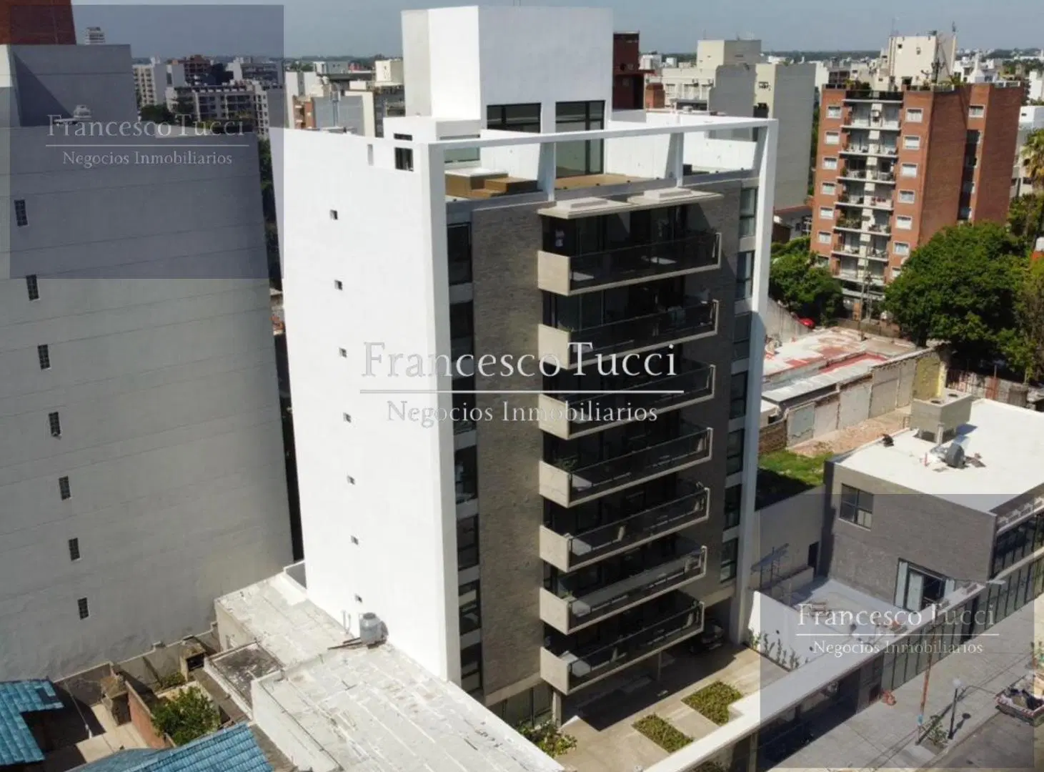 Departamento tipo penthouse en venta 3 ambientes con terraza en Morón Sur 3