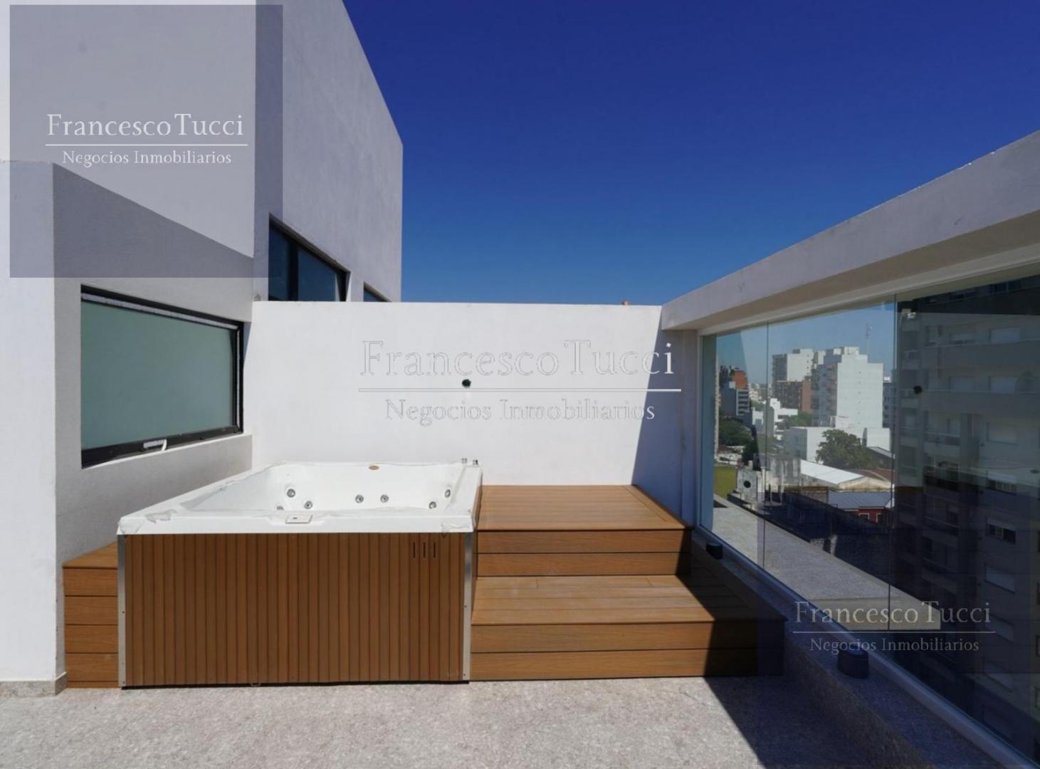 Departamento tipo penthouse en venta 3 ambientes con terraza en Morón Sur