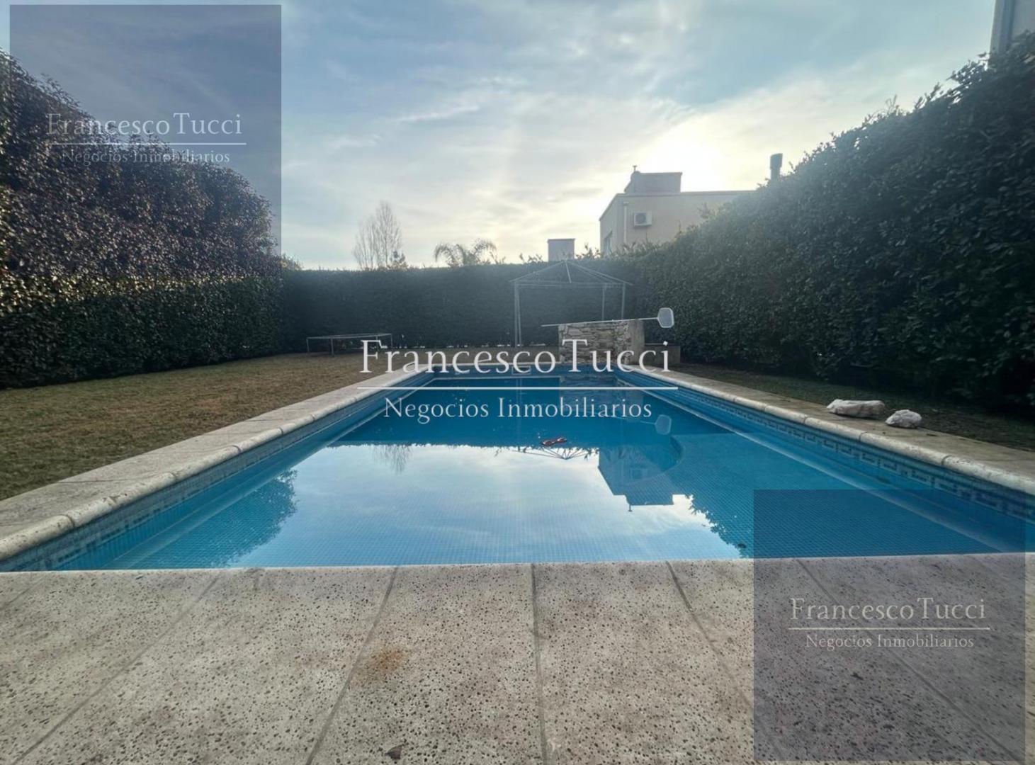 Casa en Haras Maria Victoria