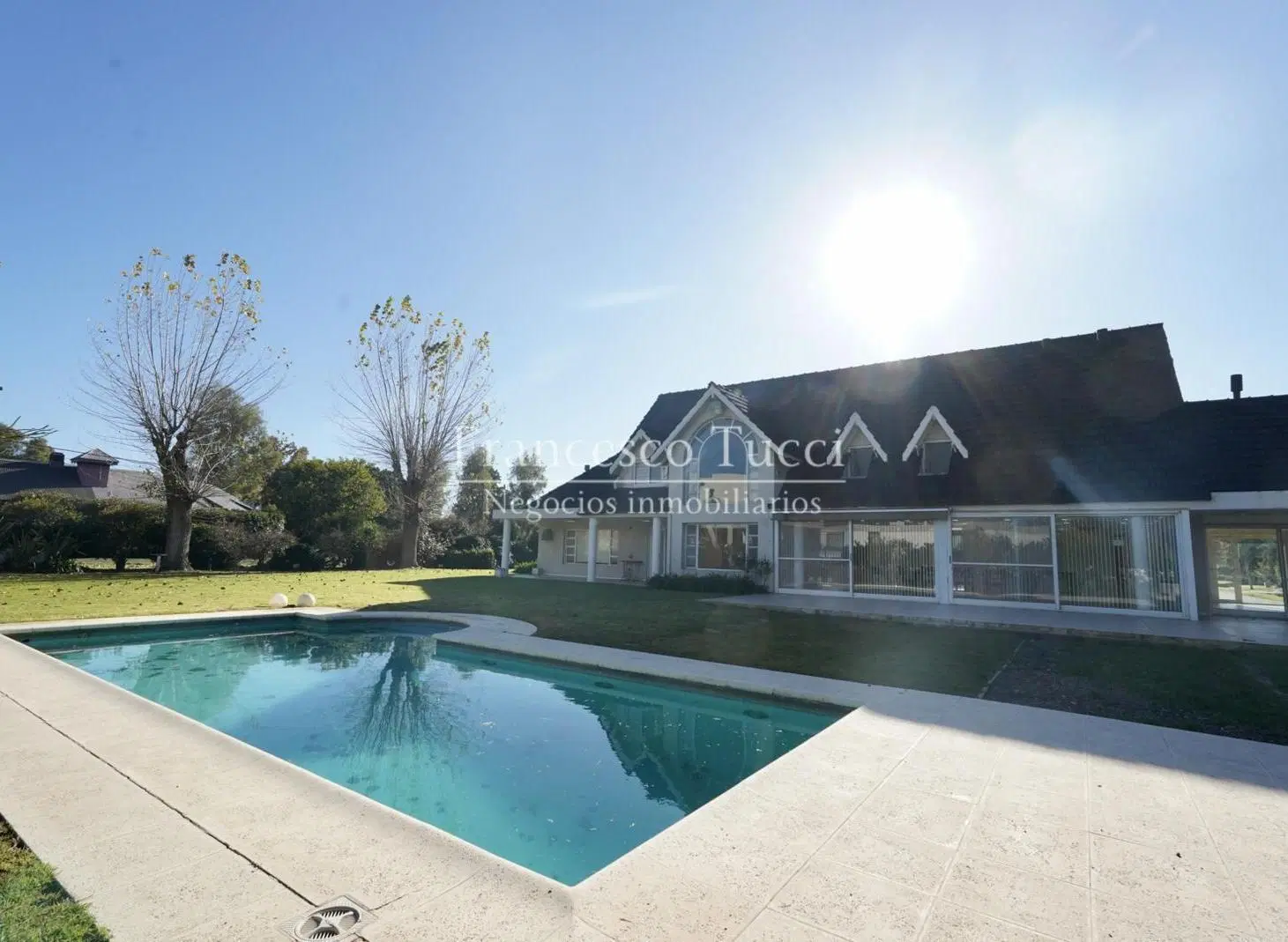 Casa en venta 5 ambientes en San Diego C.C 5