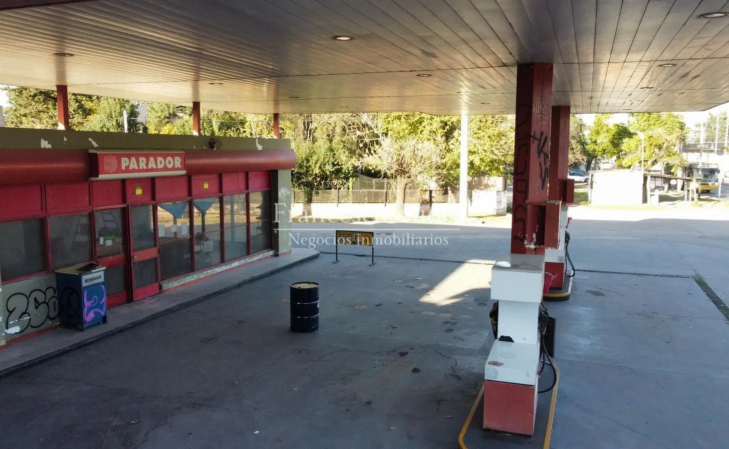 Local Estación de servicio en venta en Moreno 3