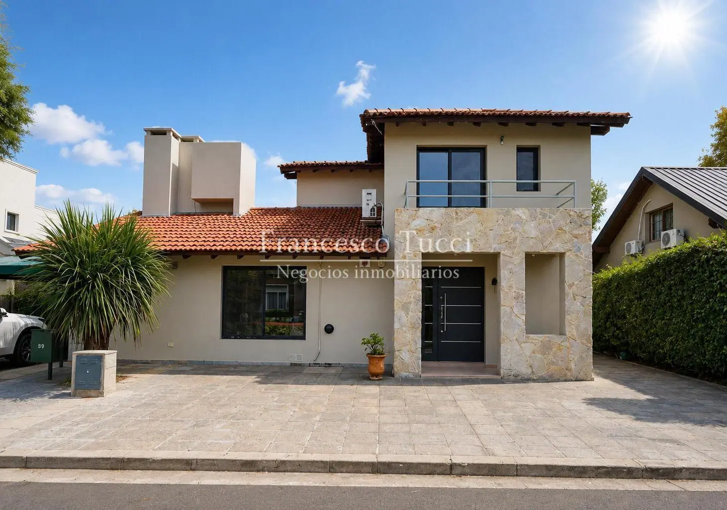Casa en alquiler 4 ambientes Country Las Lajas 2