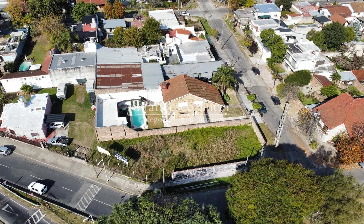 Terreno en venta en El Palomar 5