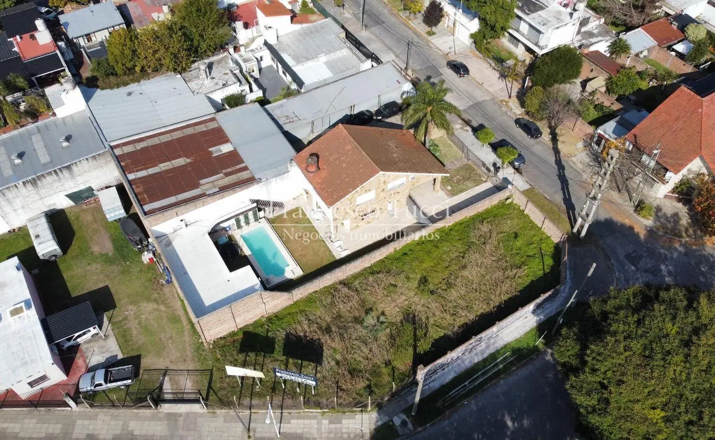 Terreno en venta en El Palomar 1