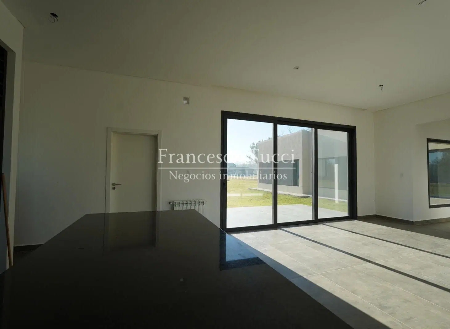 Casa en venta 4 ambientes en La Elina Comarcas de Luján 3