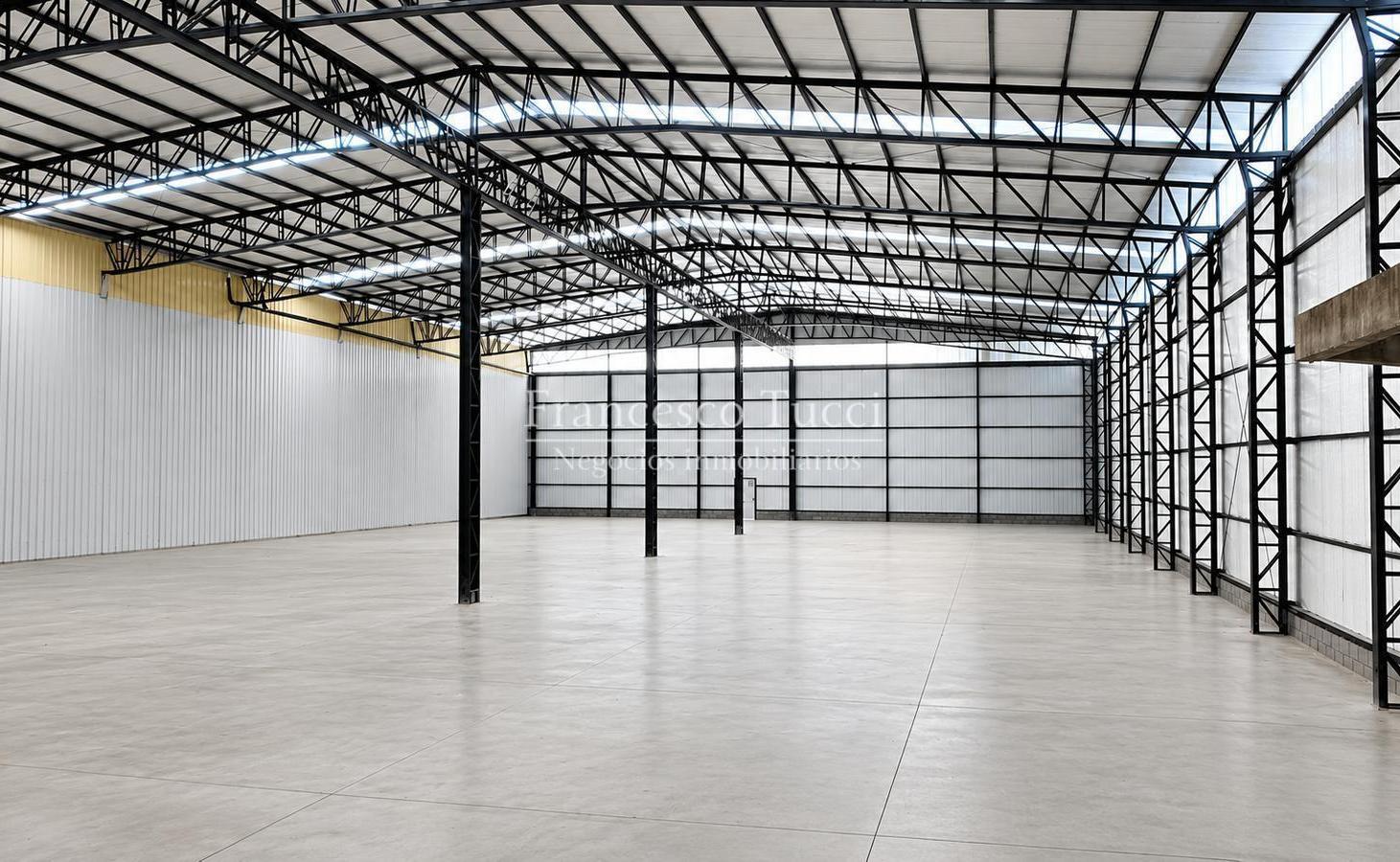 Foto de Galpón nave industrial en alquiler / venta en Parque Industrial Franco, imagen 4