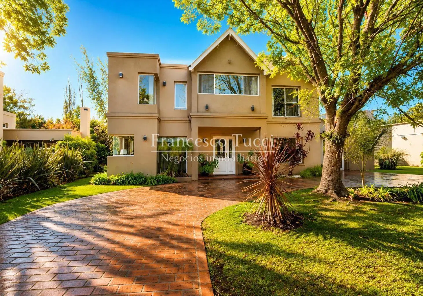Casa en venta 7 ambientes en San Patricio 4