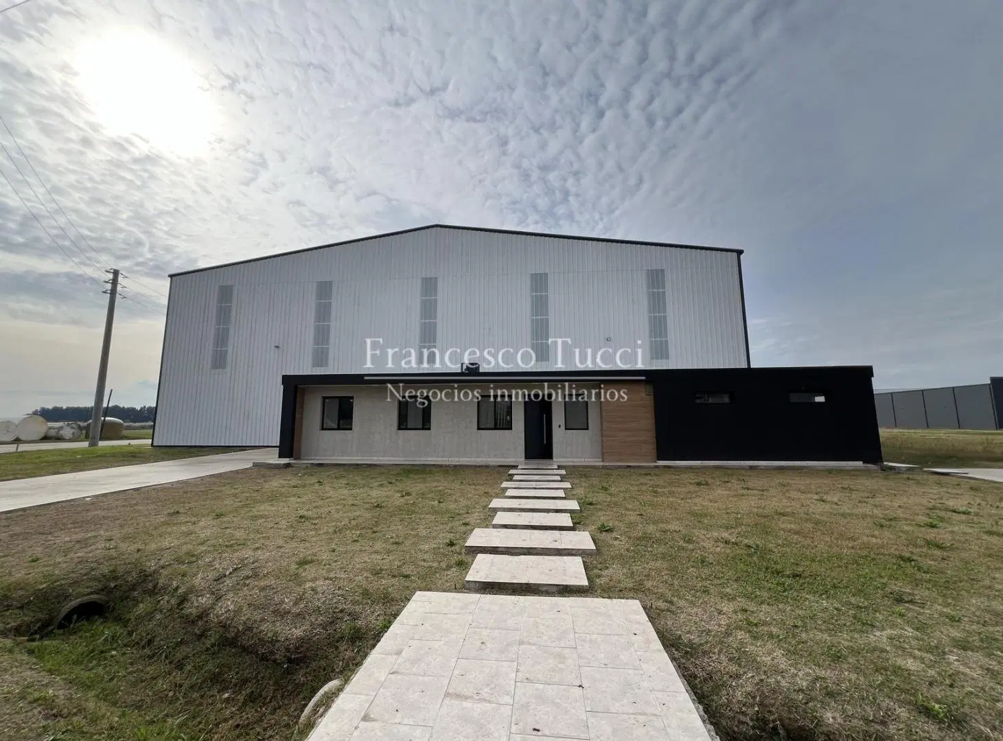 Galpón industrial en venta en General Rodríguez 1