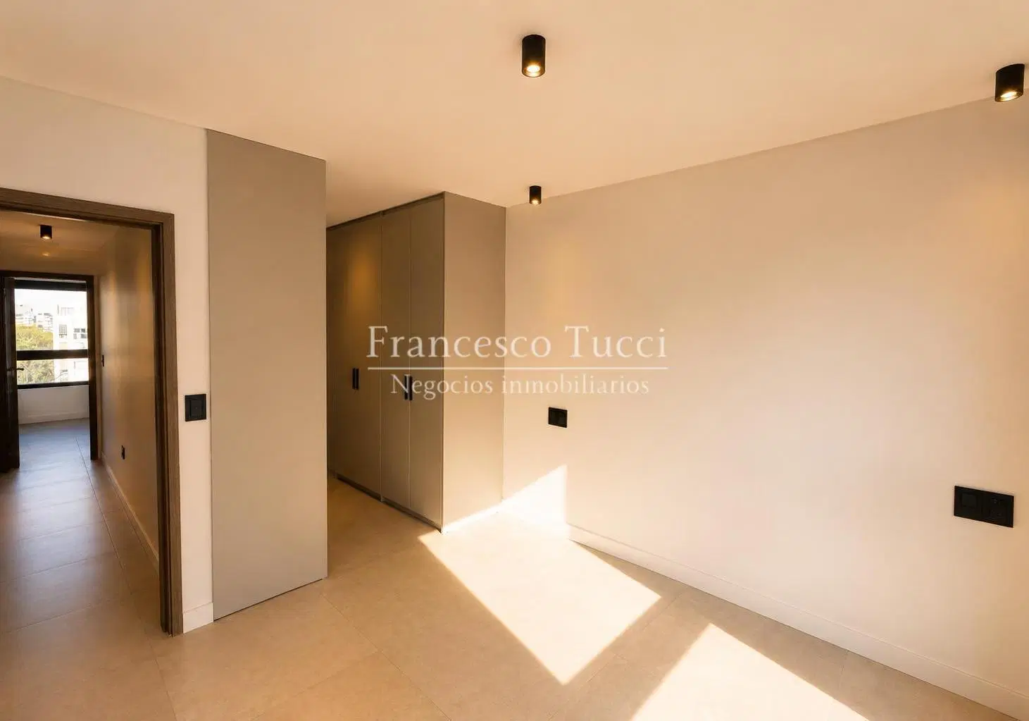 Departamento semipiso 3 ambientes en venta en Moron 5