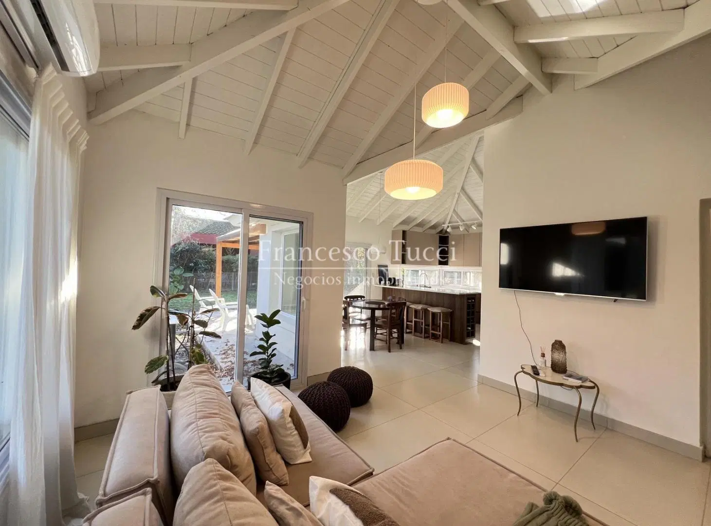 Casa en venta 3 ambientes en Haras Maria Elena 2