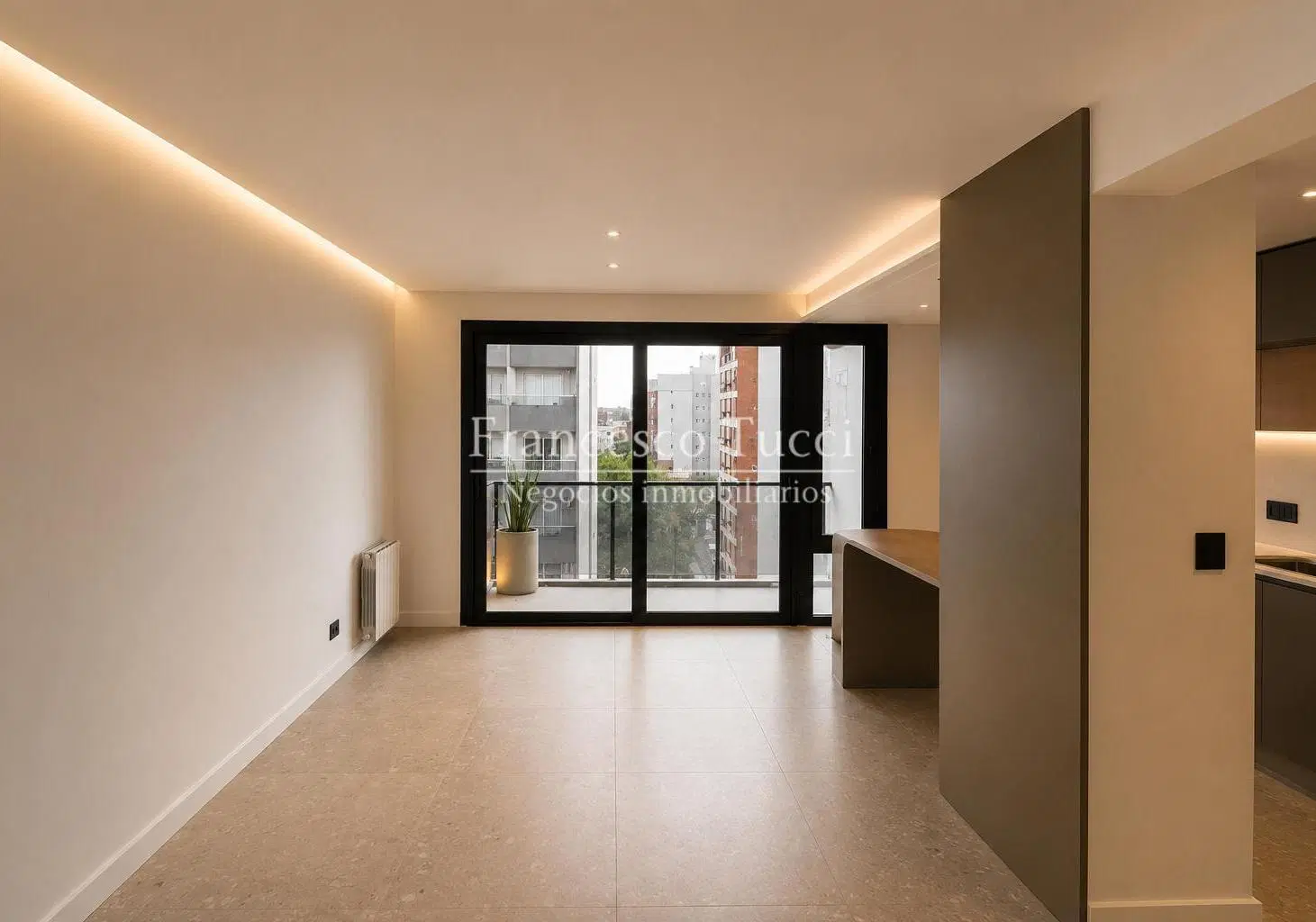 Departamento 3 ambientes con terraza propia en Moron 2