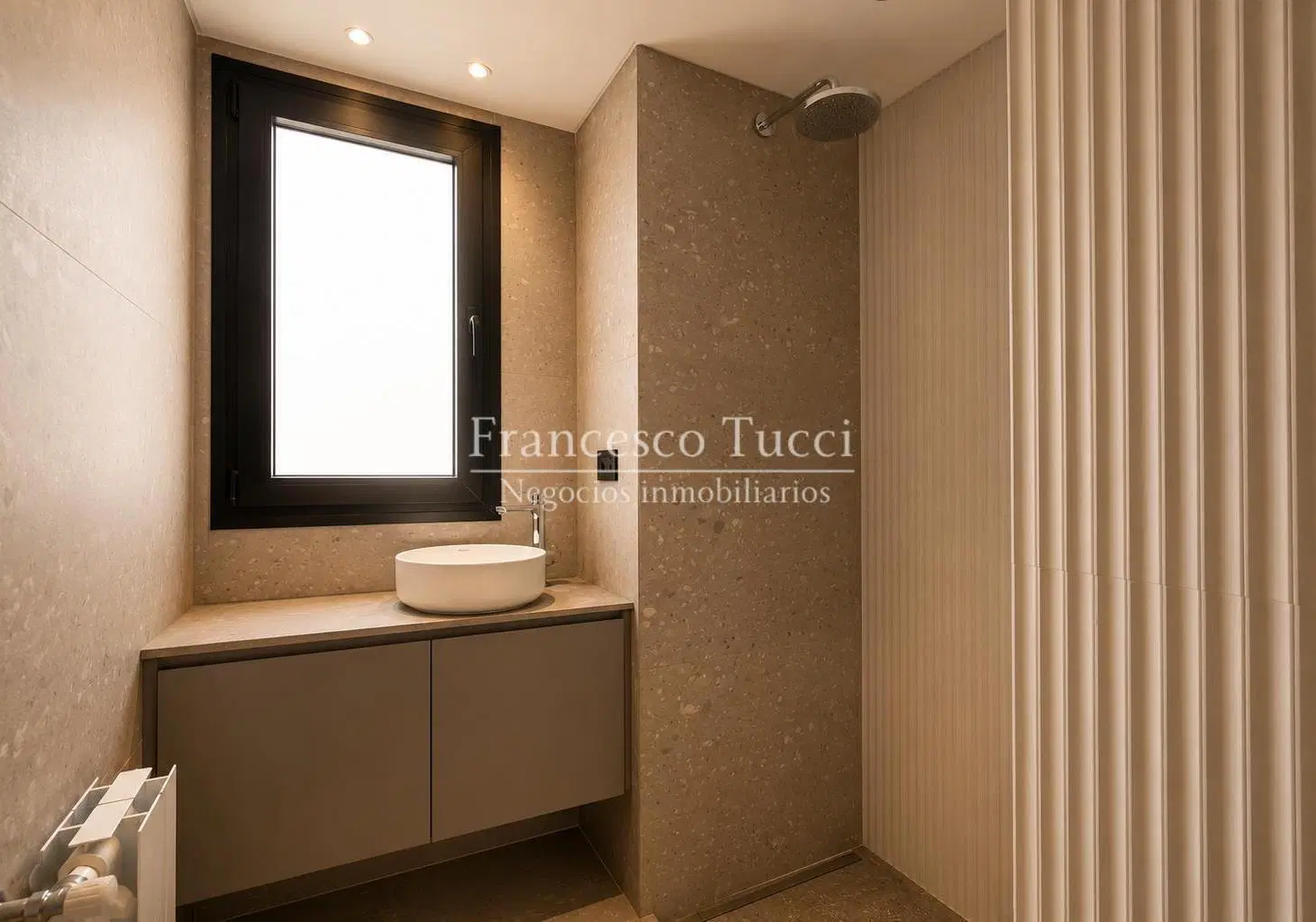 Departamento 3 ambientes con terraza propia en Moron 8