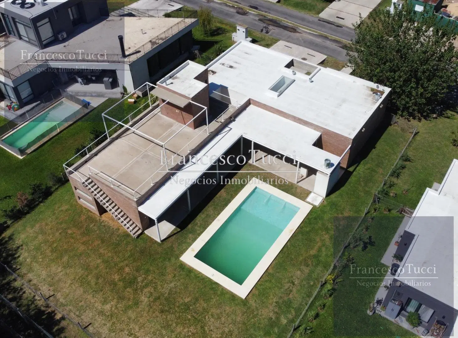 casa en venta / alquiler 4 ambientes con pileta en Fincas de Álvarez 4