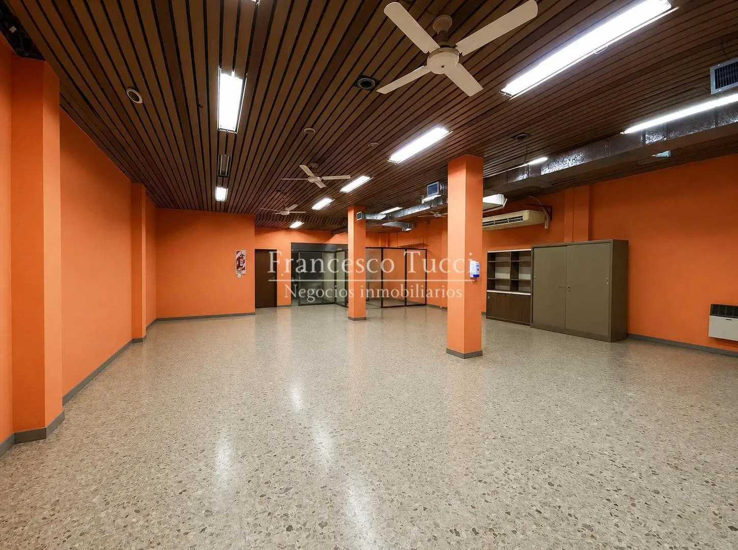 Local u Oficina en venta en Moron 5
