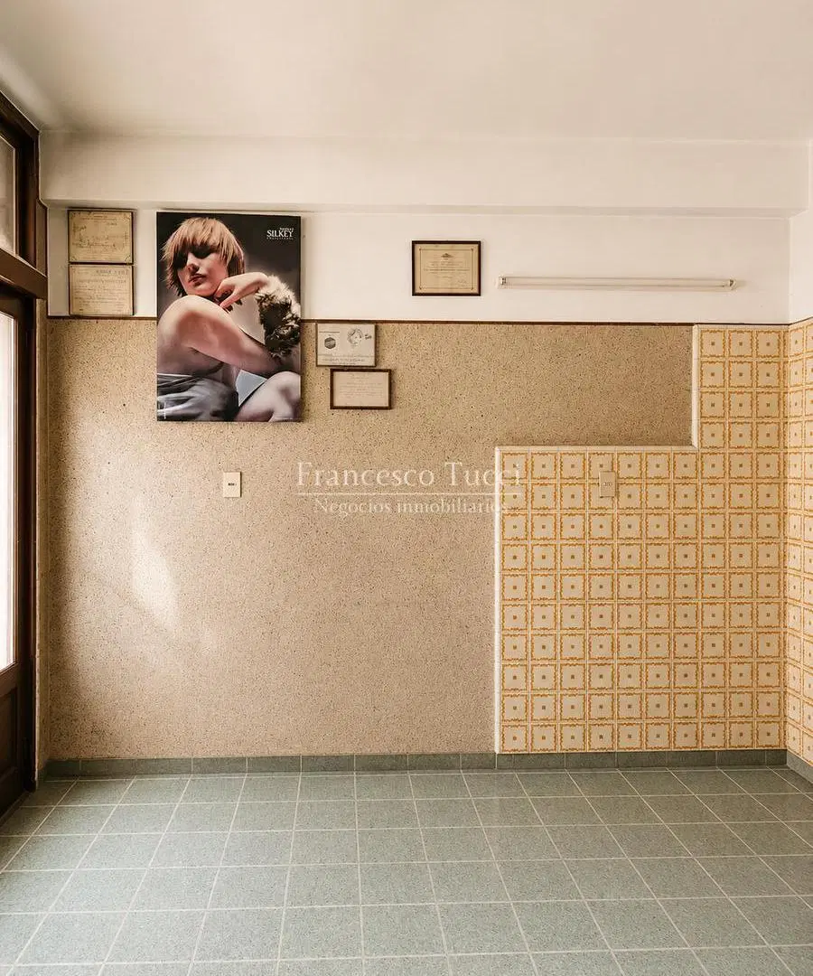Local en venta en Villa Sarmiento 2