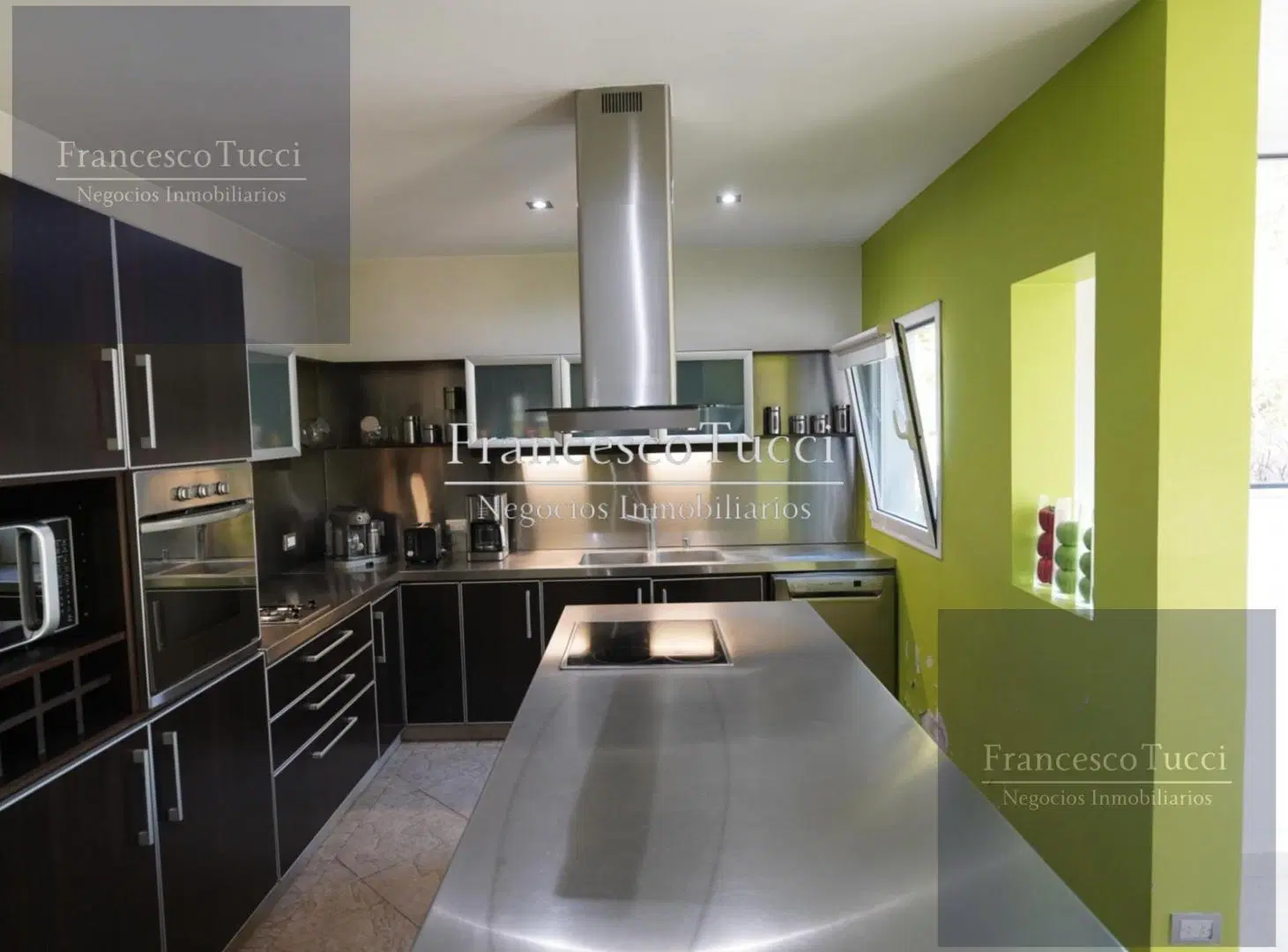Casa en venta 5 ambientes en Santa Ana 8