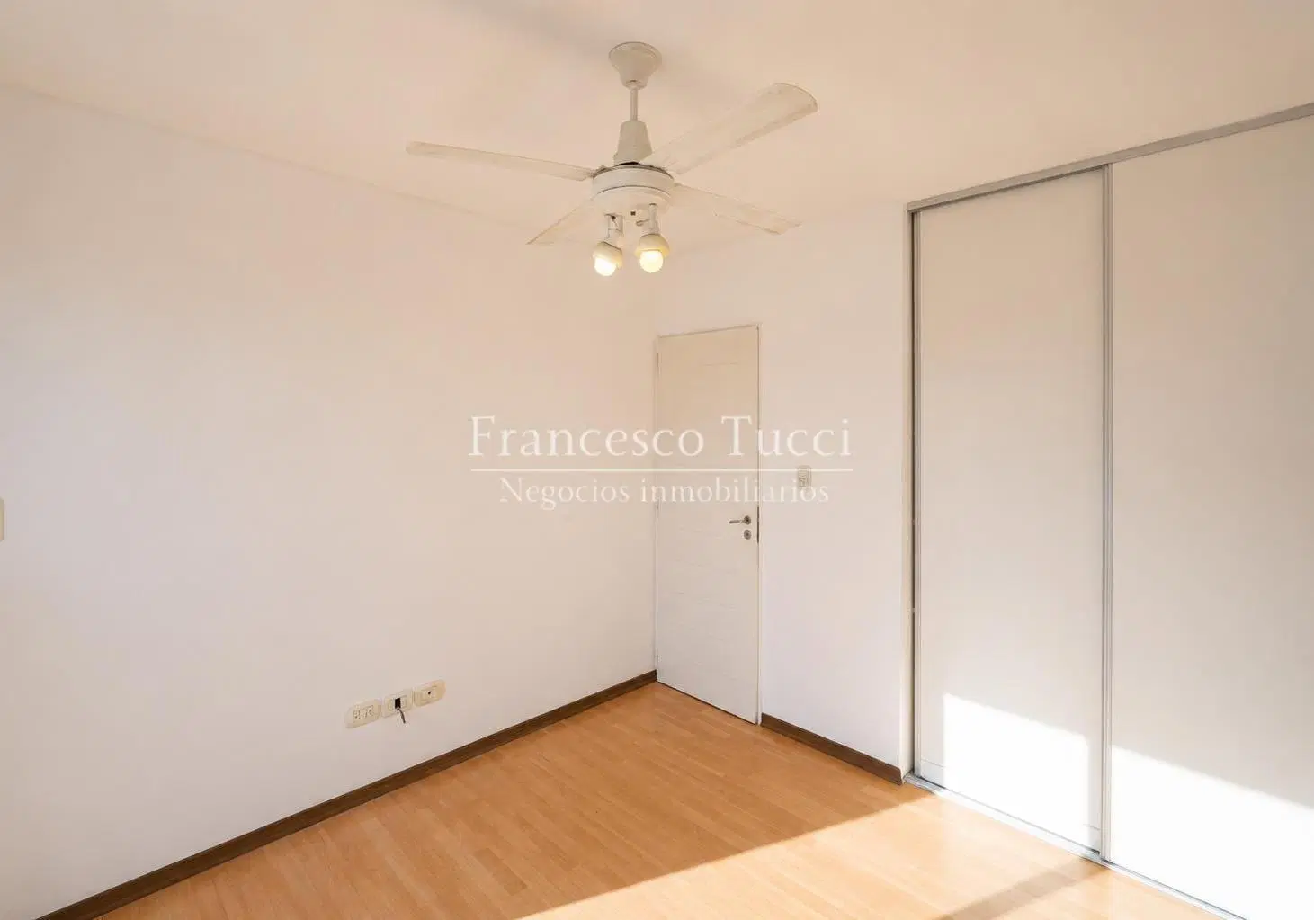 Departamento en venta 2 ambientes en Castelar Norte 2