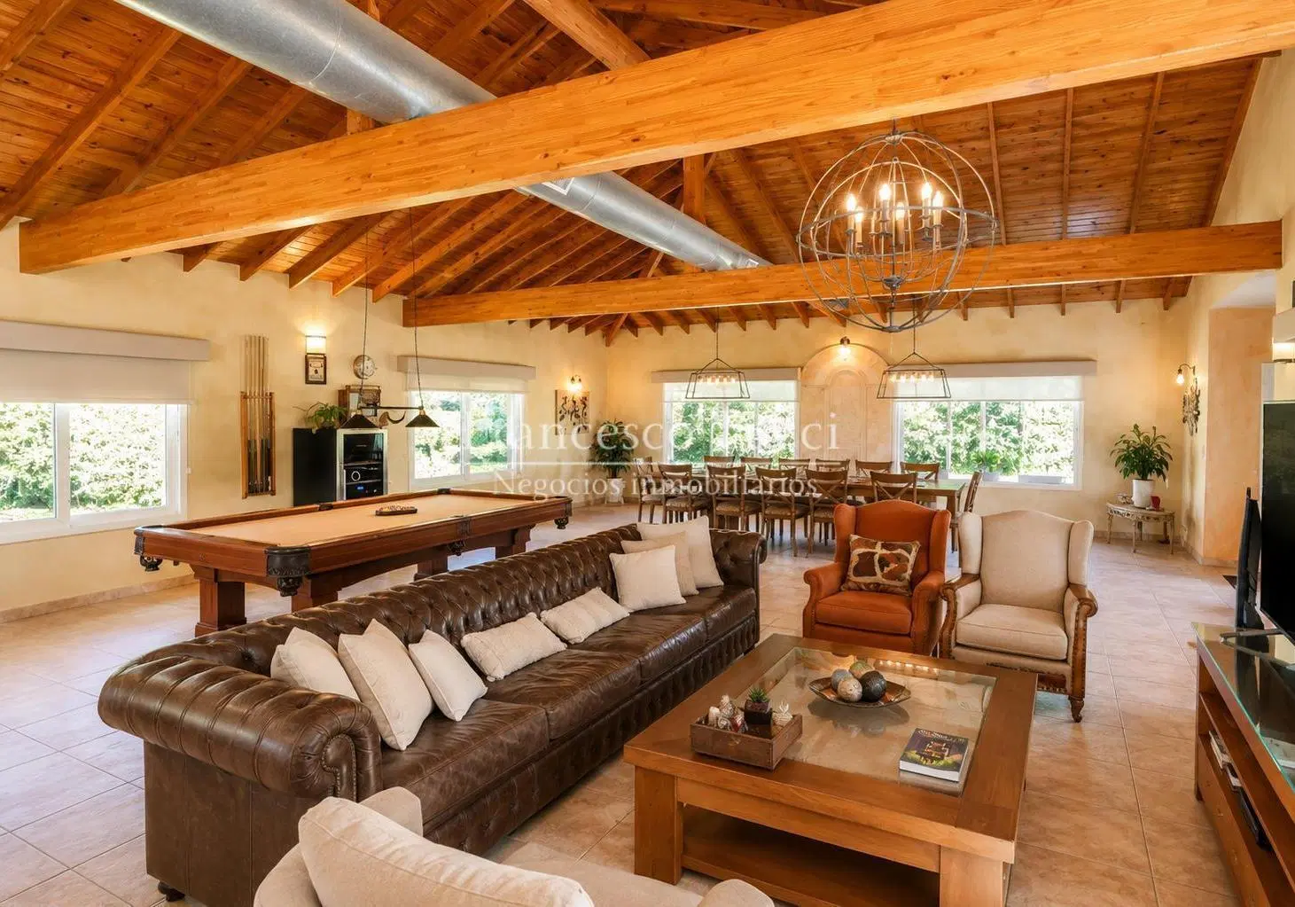 Casa en venta 6 ambientes en San Diego C.C 8