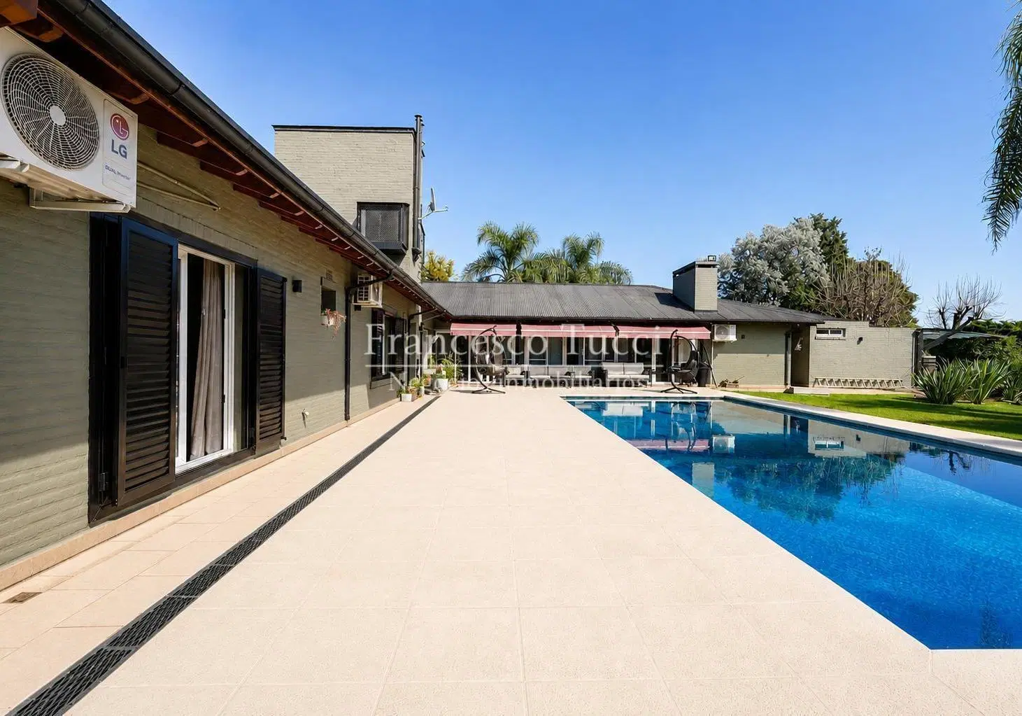 Casa en venta 6 ambientes en San Diego C.C 2