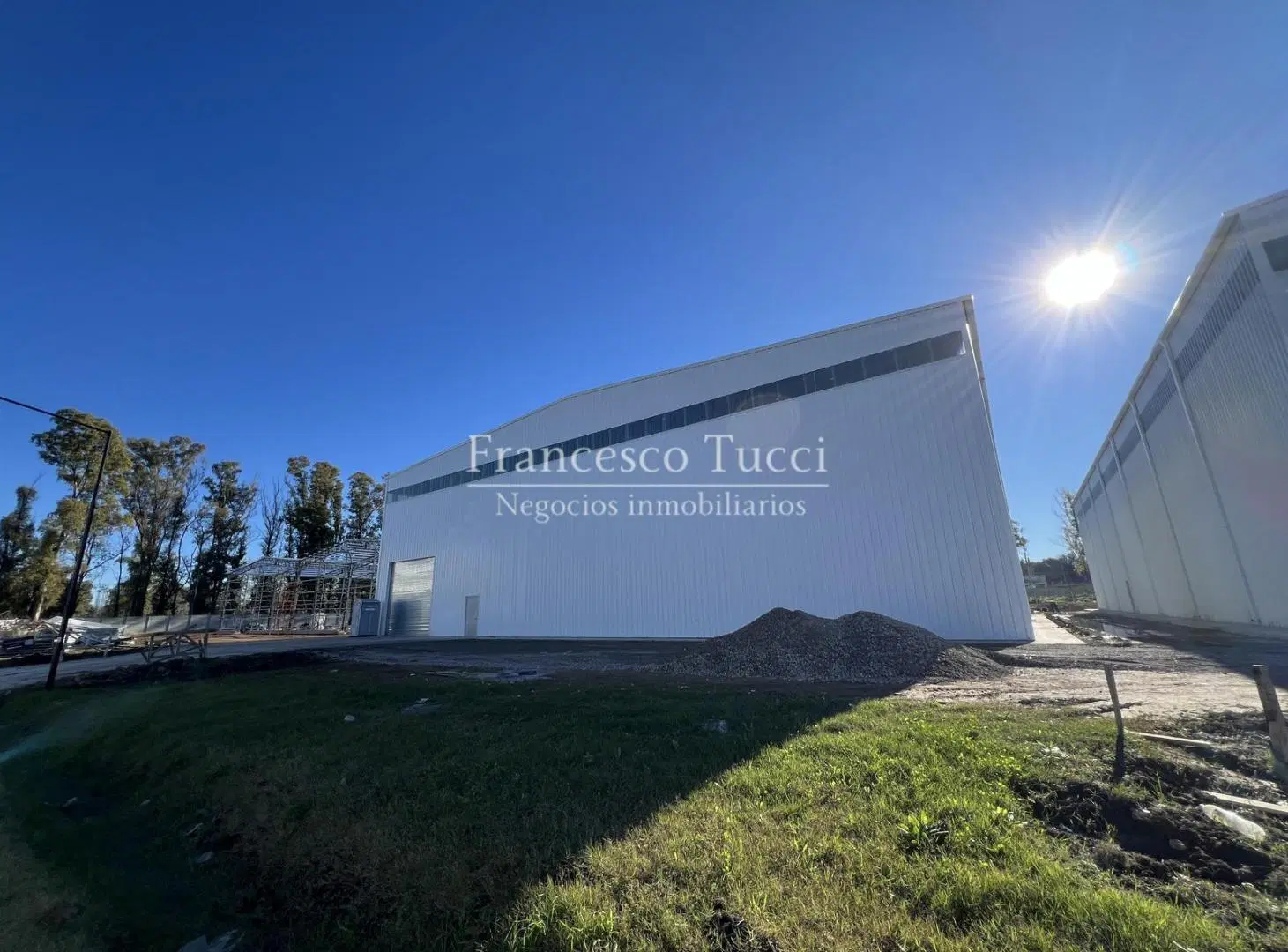 Galpón en venta y alquiler en el parque industrial PIM 2 Moreno 5