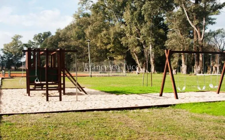 Casa en venta 4 ambientes en Prados del Oeste 1