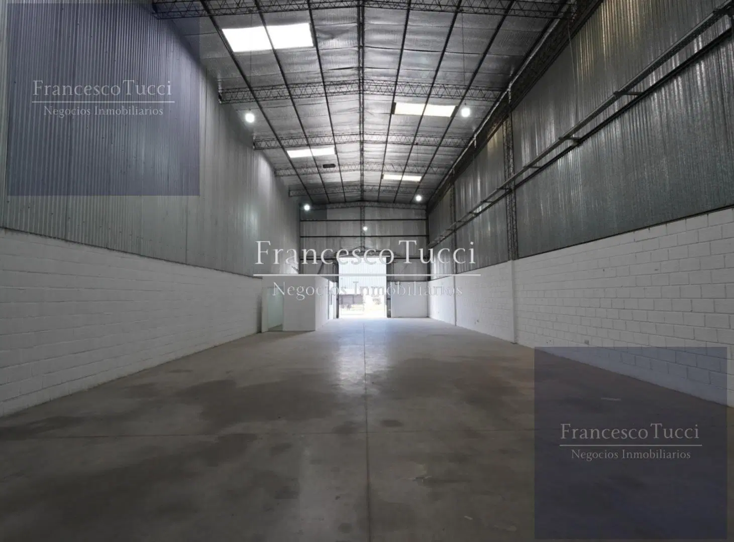 Galpón Nave Industrial en alquiler en Moreno 2