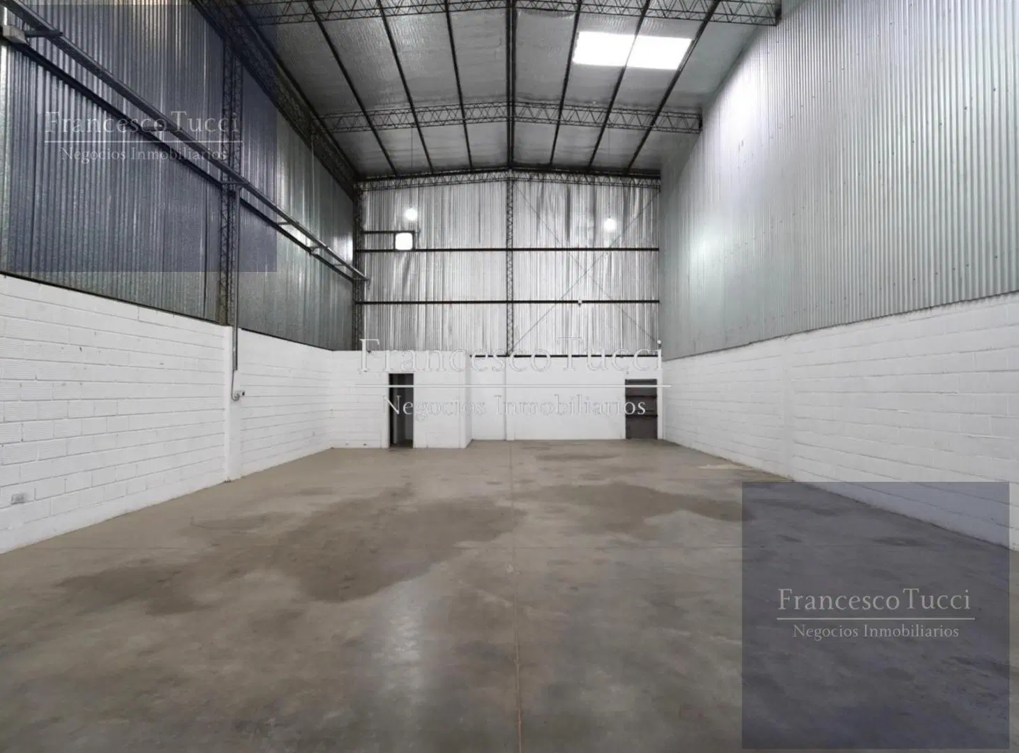 Galpón Nave Industrial en alquiler en Moreno 3