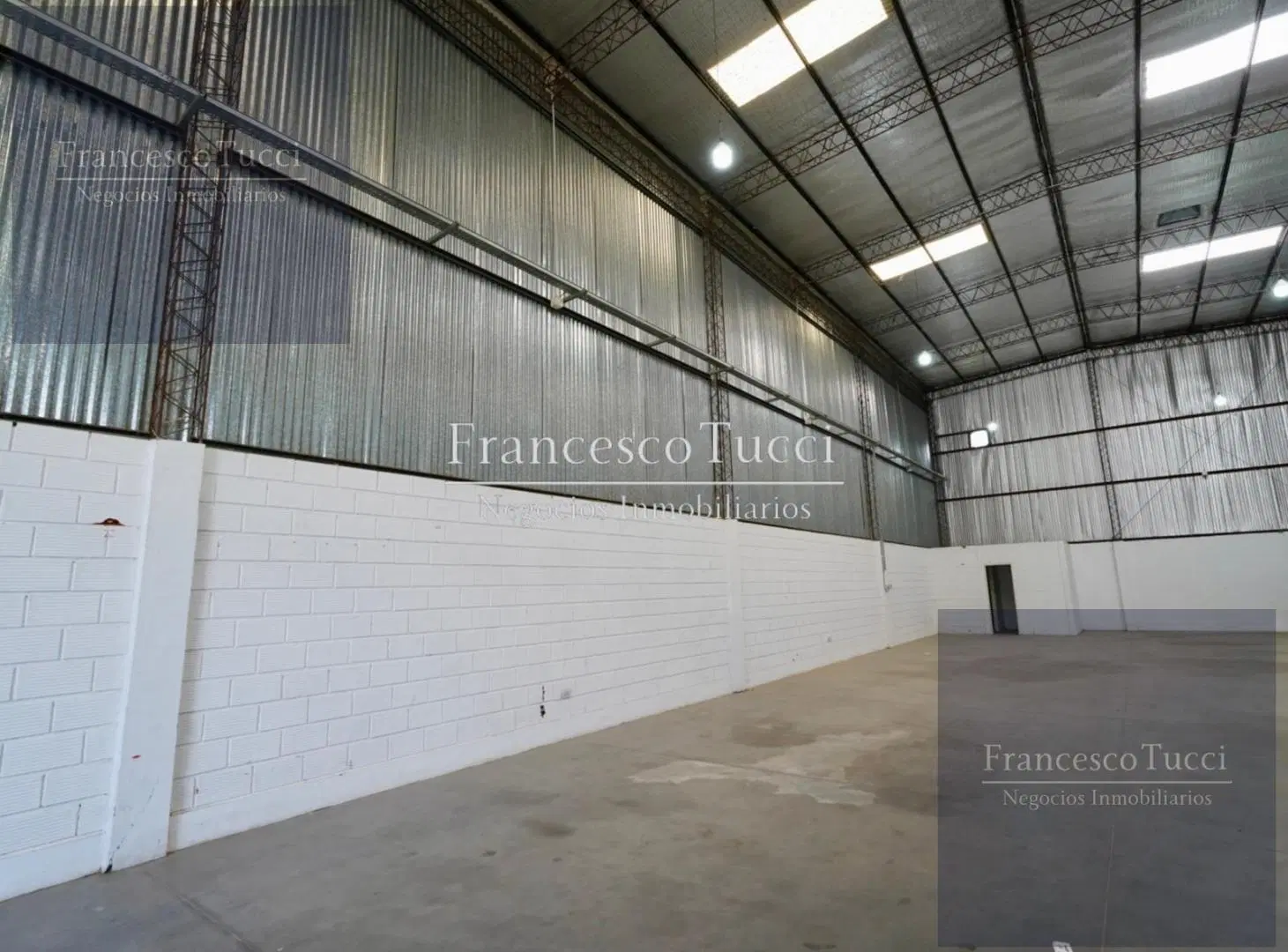 Galpón Nave Industrial en alquiler en Moreno 4