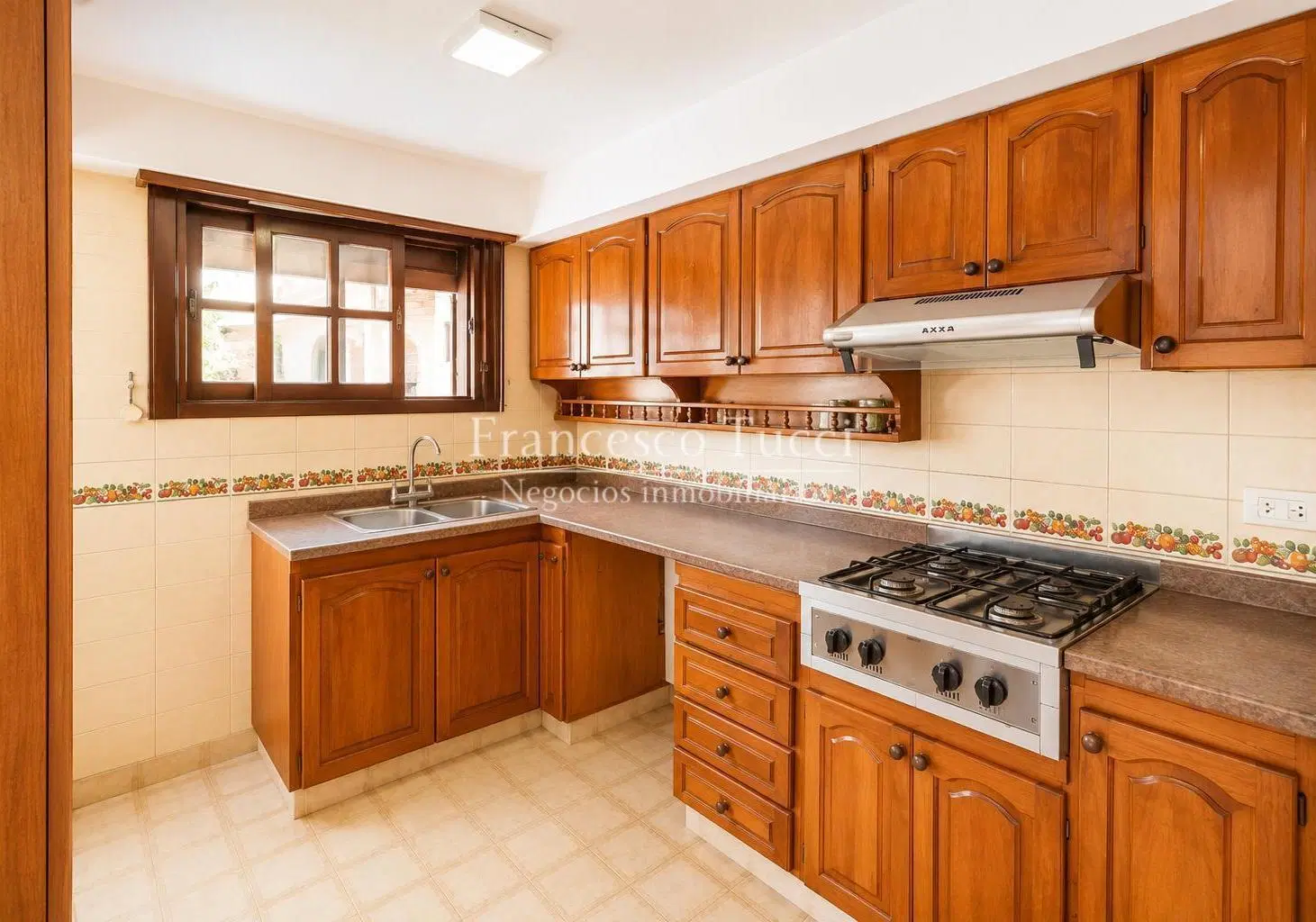 Casa en venta 5 ambientes en Ramos Mejia 4