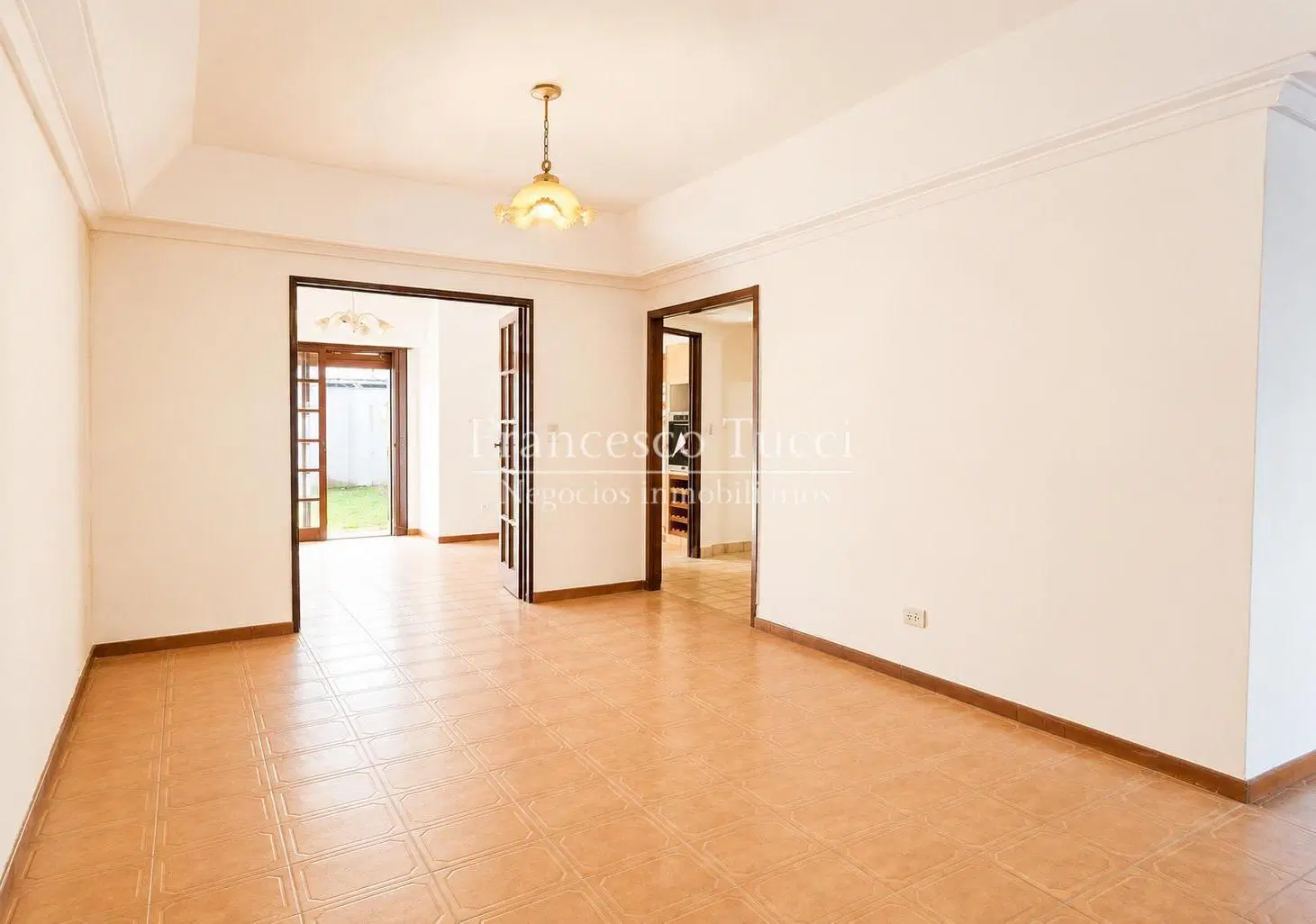 Casa en venta 5 ambientes en Ramos Mejia 3