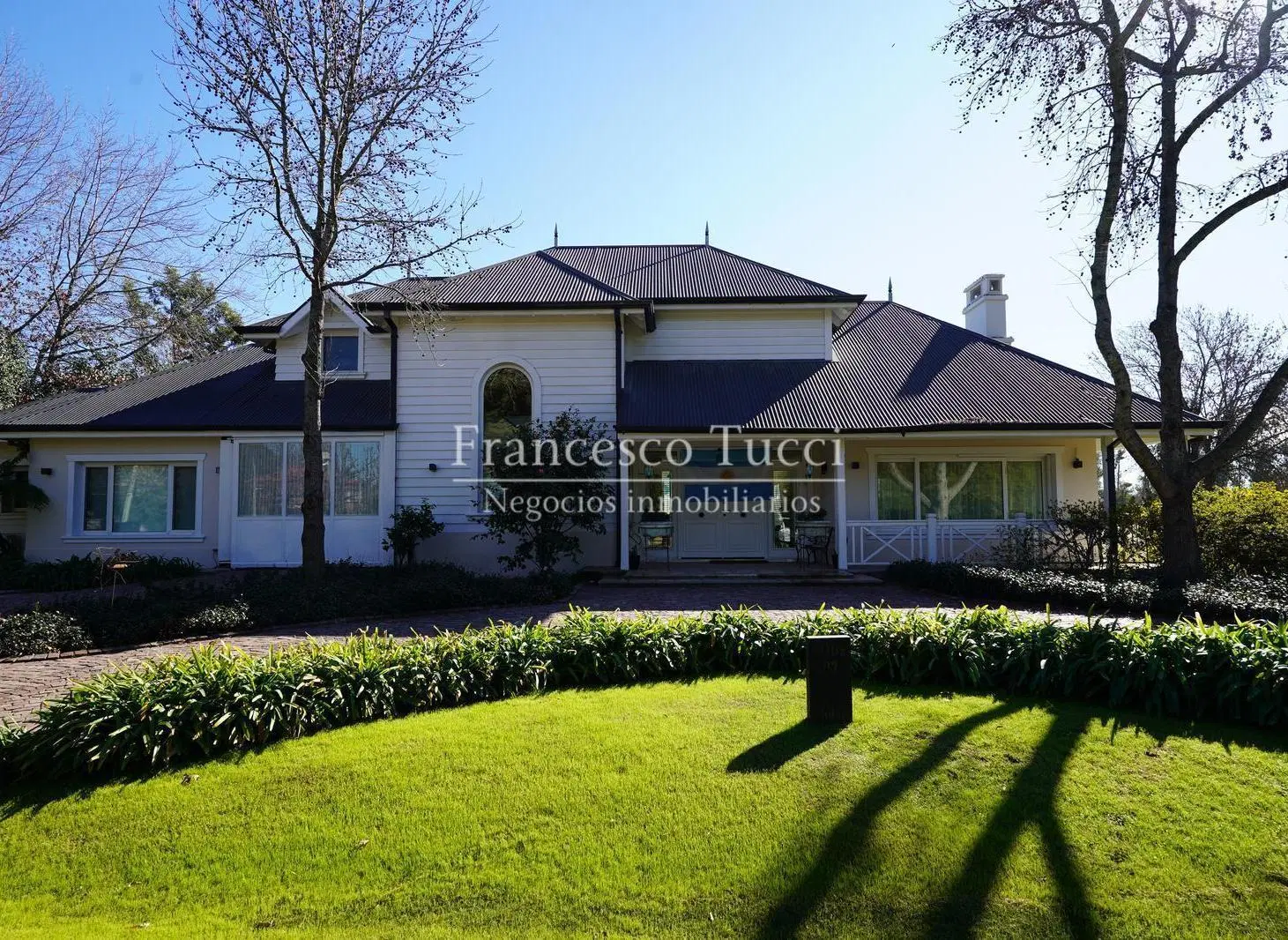 Casa en venta 5 ambientes en San Diego C.C 4