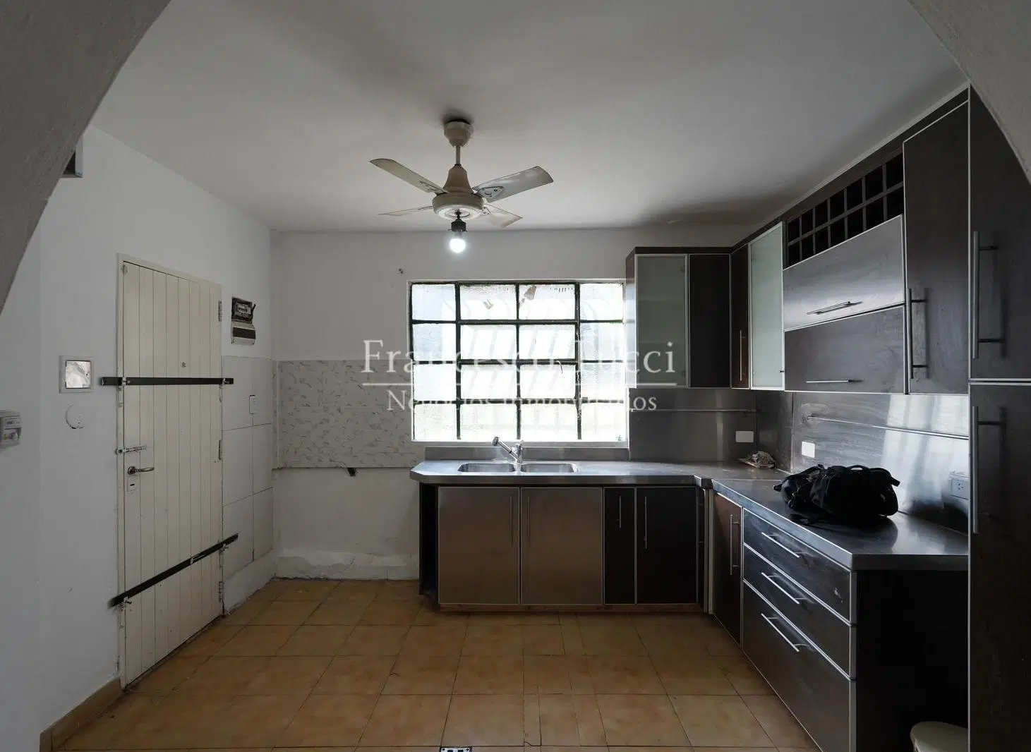 Casa quinta en venta 4 ambientes en Francisco Álvarez 3