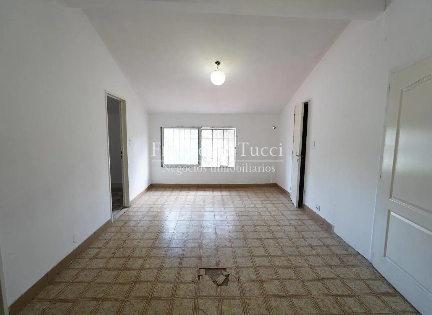 Casa quinta en venta 4 ambientes en Francisco Álvarez 5
