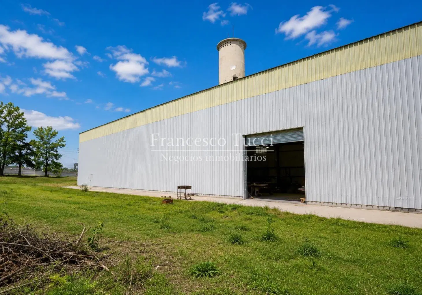 Galpón en alquiler en Parque Industrial Franco Del Oeste 4