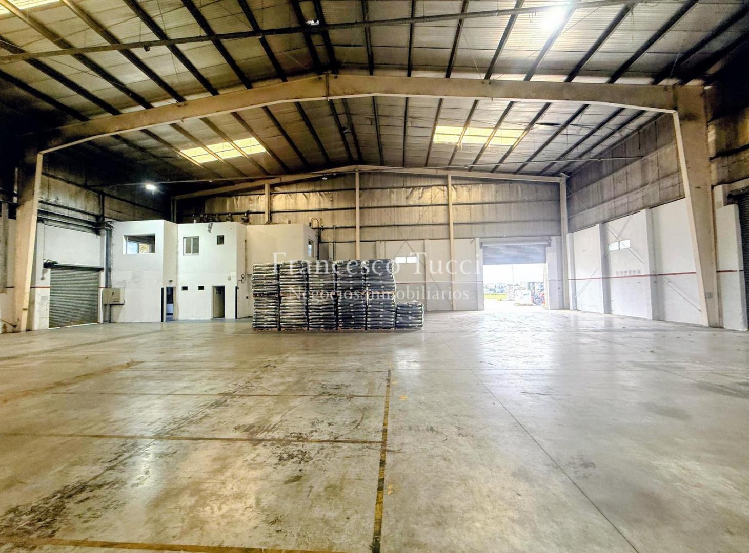 Foto de Galpón Nave Industrial en alquiler rRuta 25 Moreno, imagen 4