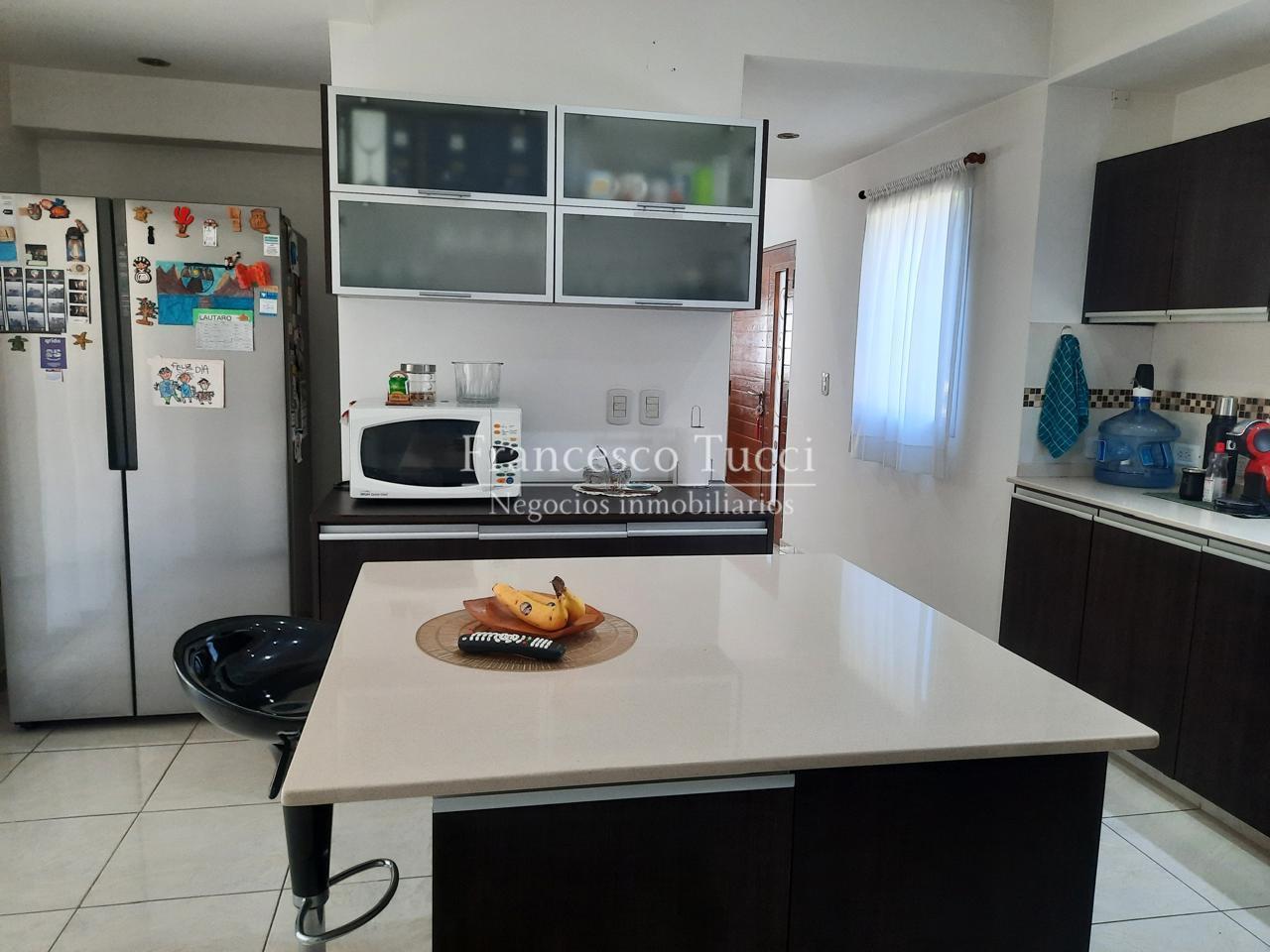 Foto de Venta Casa Padre Fahy 2301 Barrio Cerrado El Resuello, imagen 3