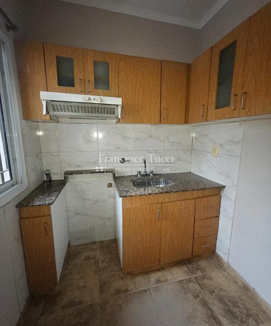 Foto de Casa tipo PH en venta 2 ambientes en complejo en Morón, imagen 3