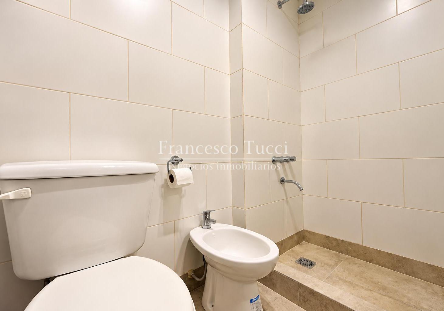 Foto de Departamento en venta 3 ambientes con terraza propia en Castelar, imagen 5