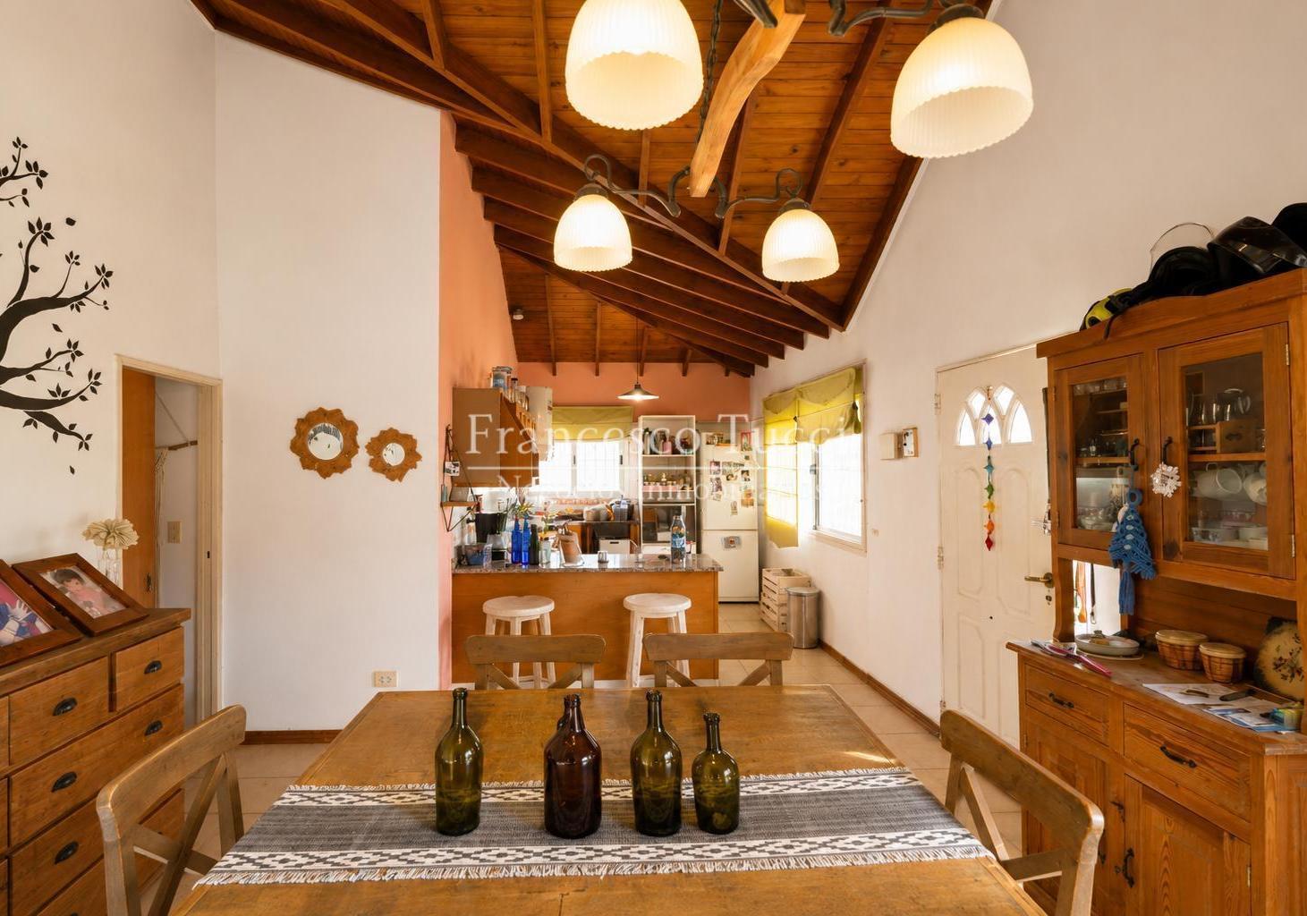 Foto de Casa en venta 4 ambientes en el Barrio Solares del Oeste, imagen 4