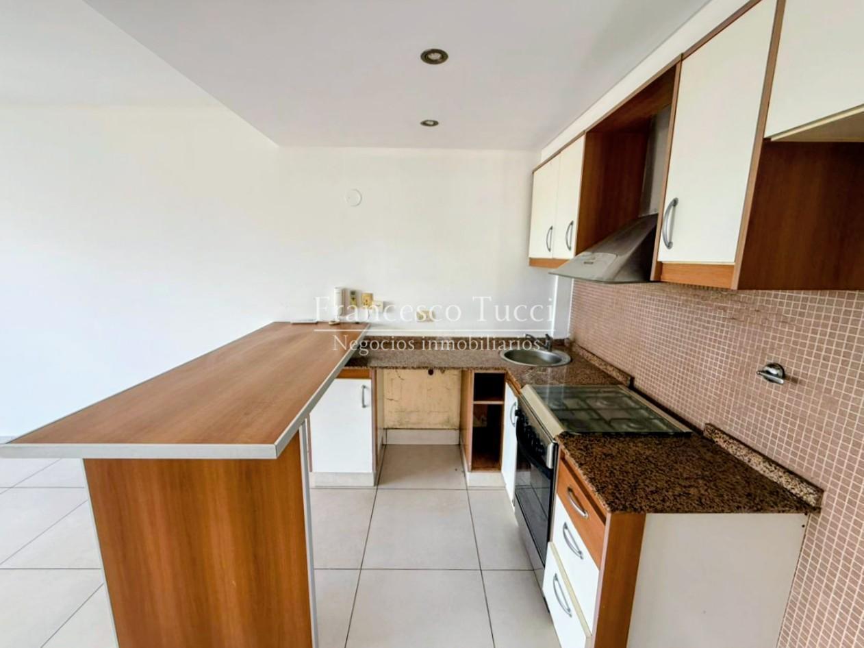 Foto de Departamento en venta 2 ambientes en Castelar, imagen 2