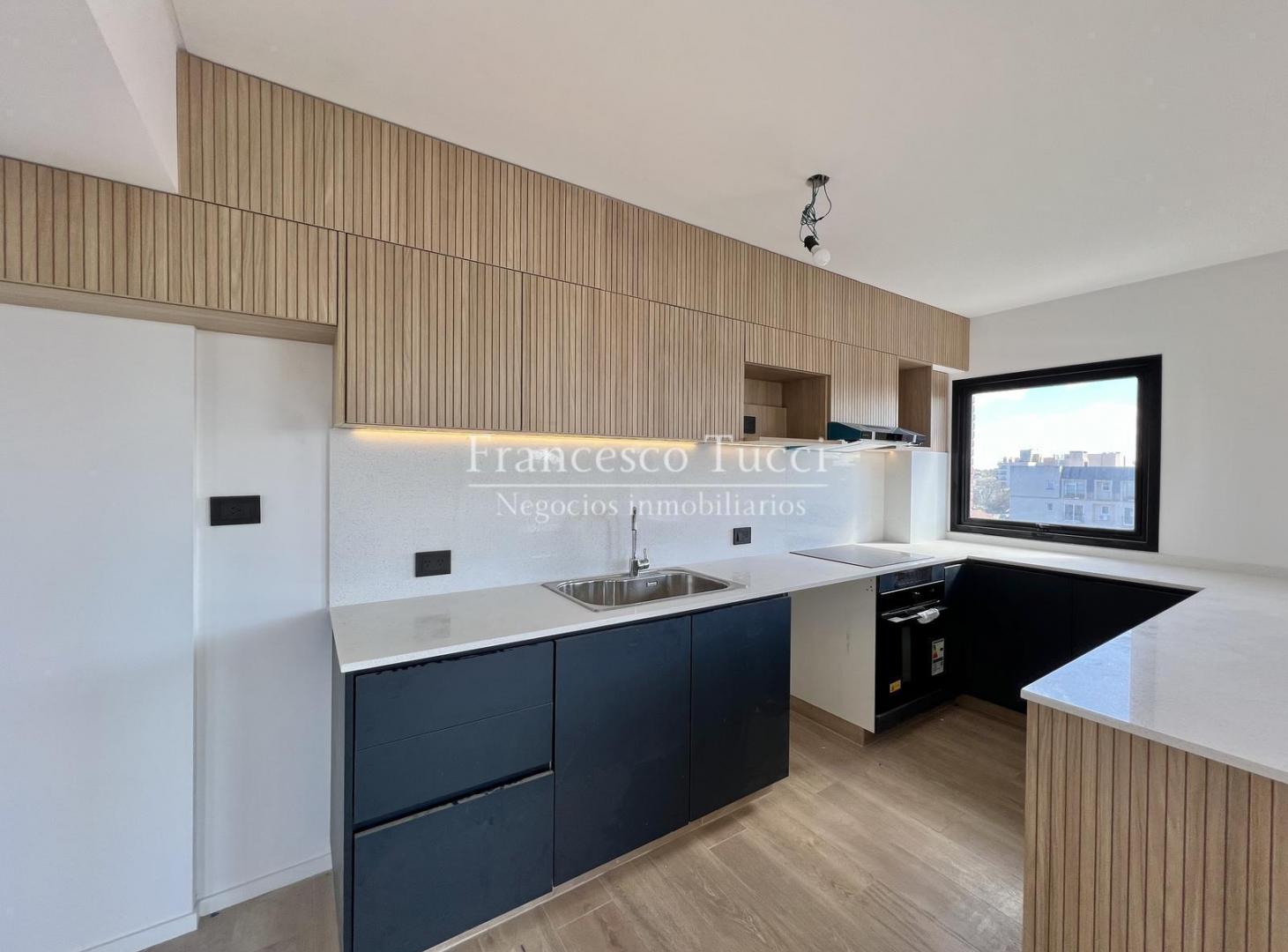 Foto de Departamento en venta 4 ambientes con cochera en Ituzaingó, imagen 2