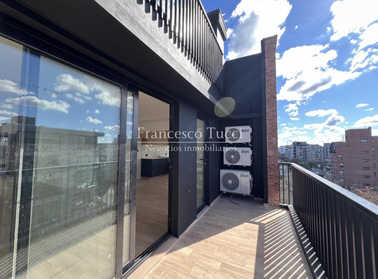 Foto de Departamento en venta 4 ambientes con cochera en Ituzaingó, imagen 1