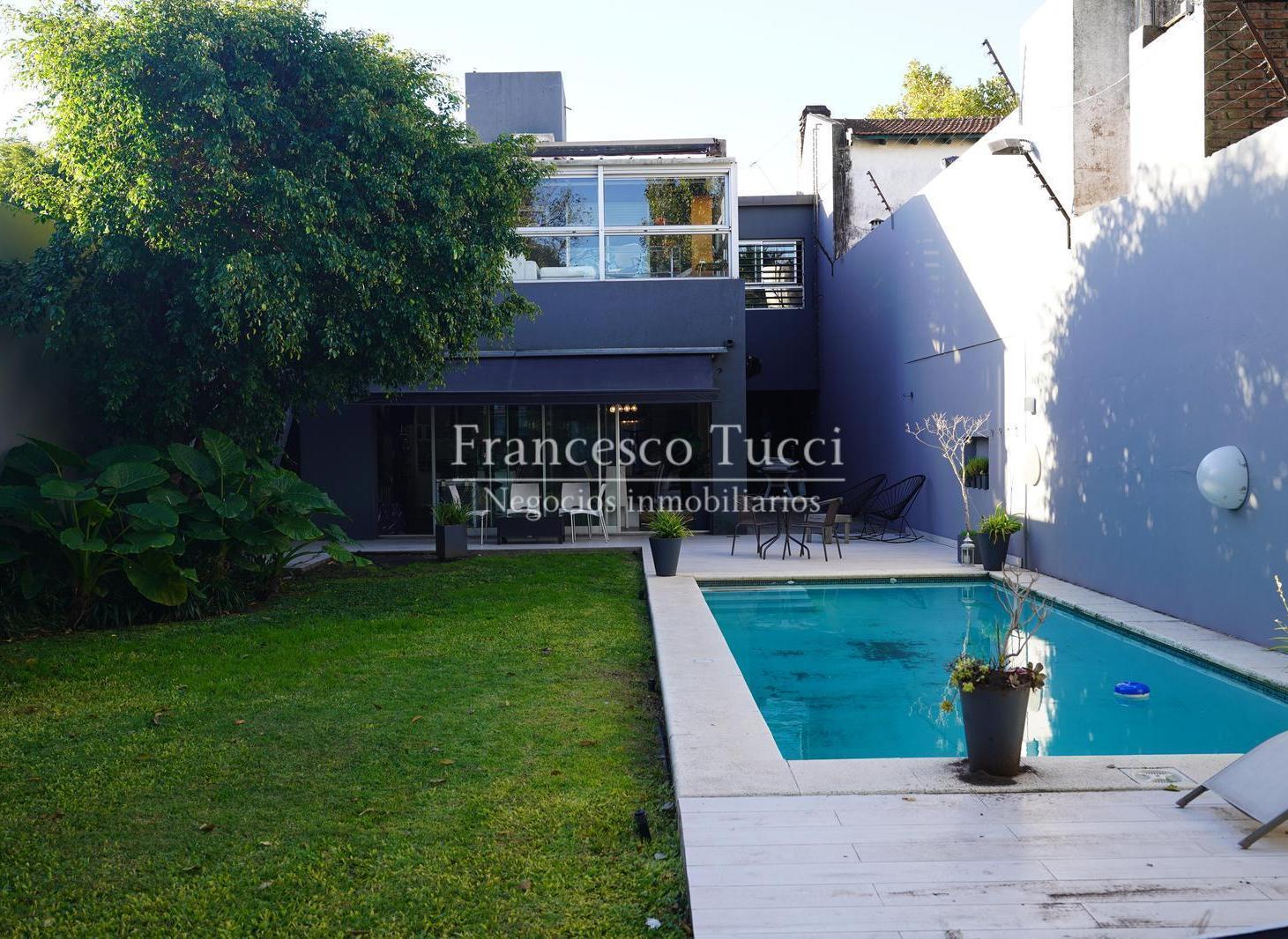 Foto de Casa en alquiler 5 ambientes con pileta en Castelar Sur, imagen 3