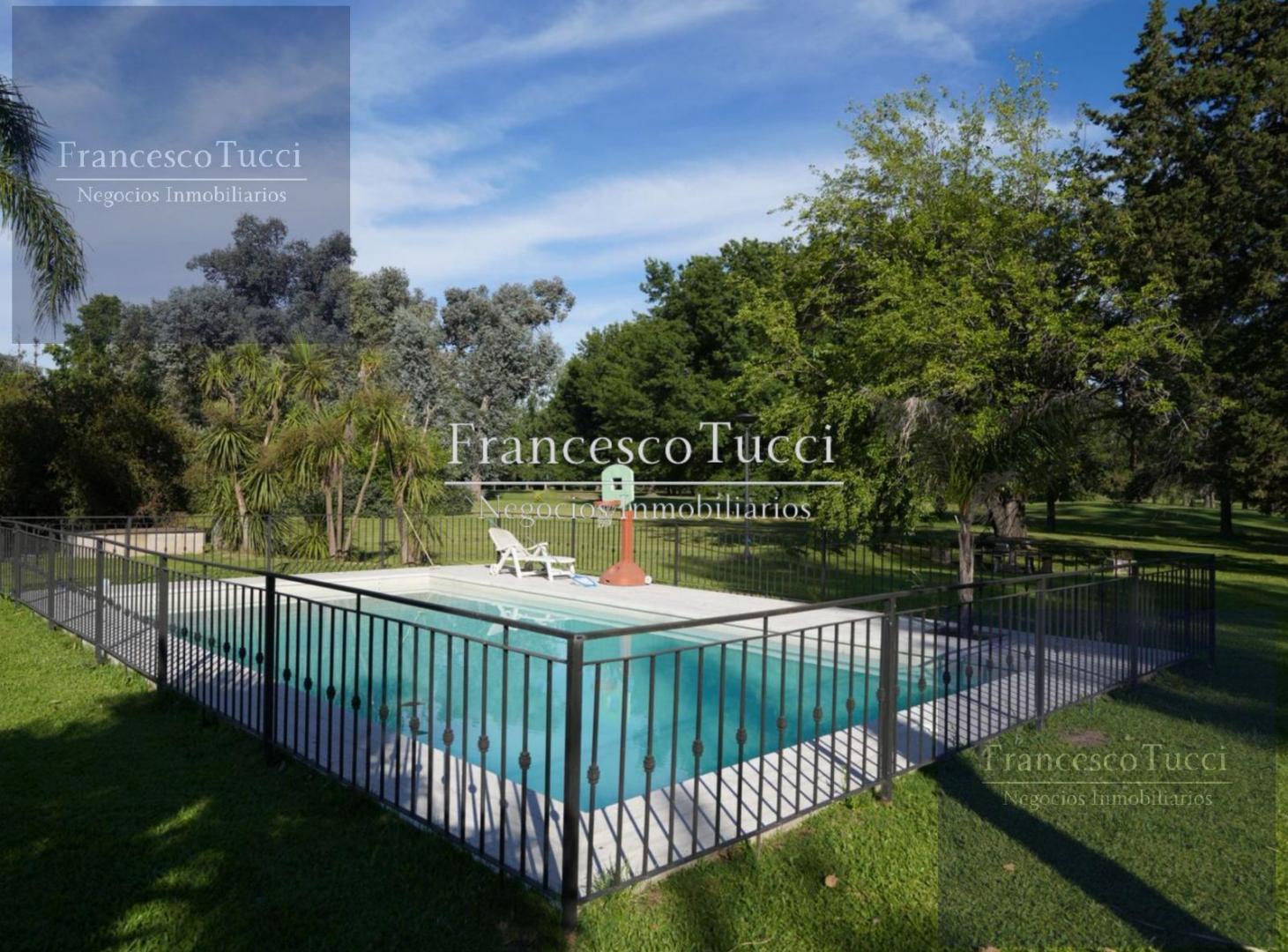 Foto de Casa en alquiler temporal 6 ambientes con pileta y vista al golf, imagen 3