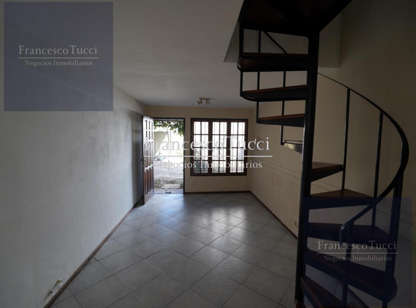 Foto de PH en venta 3 ambientes con cochera en Castelar, imagen 4