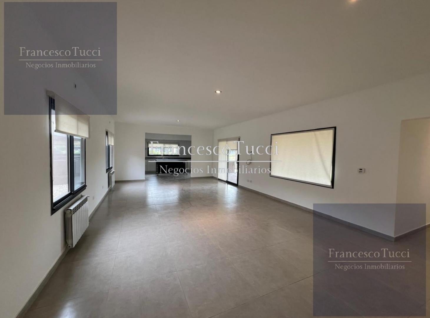 Foto de Casa en venta 5 ambientes con pileta en Santa Irene, imagen 5