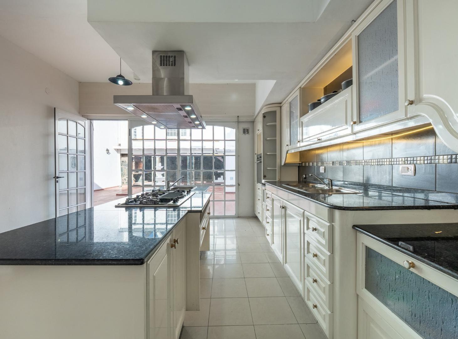 Foto de Vivienda premium 192 m2 cub, 3 dorm, Pompeya, imagen 2