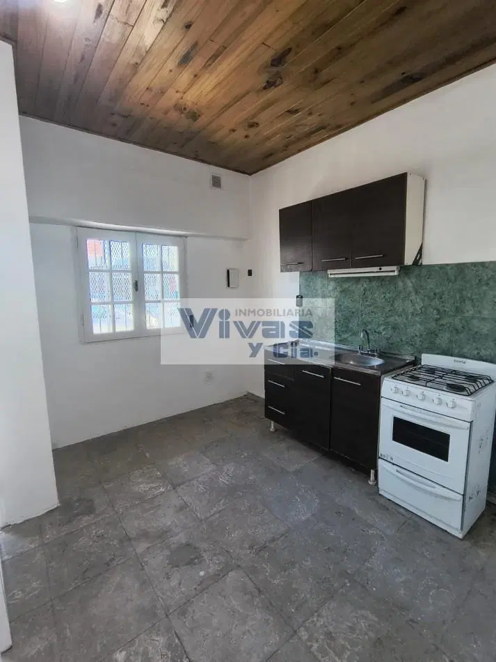 P.H. FRENTE 2 AMBIENTES CON PATIO 4